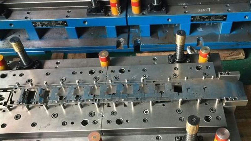 食品级塑胶模具加工：品质与安全的双重保障