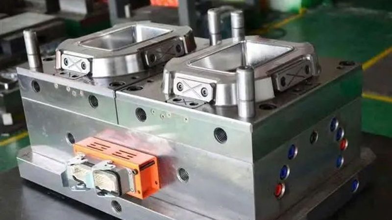 汽车塑胶模具定制：材料选择背后的考量